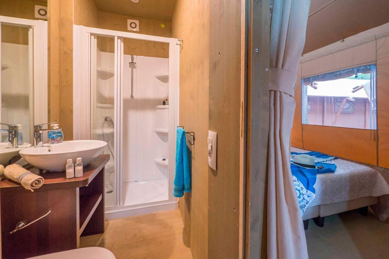 Vacanceselect Premium Lodge Polari Ровинь Экстерьер фото