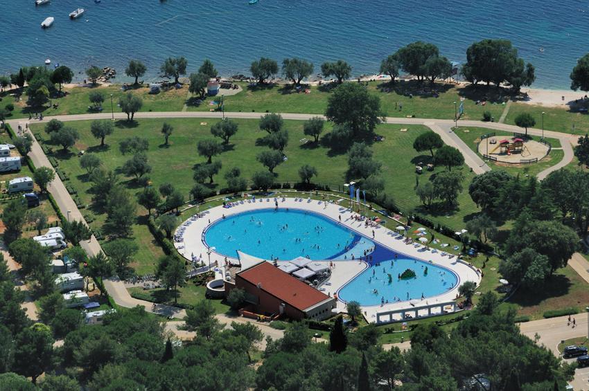 Vacanceselect Premium Lodge Polari Ровинь Экстерьер фото